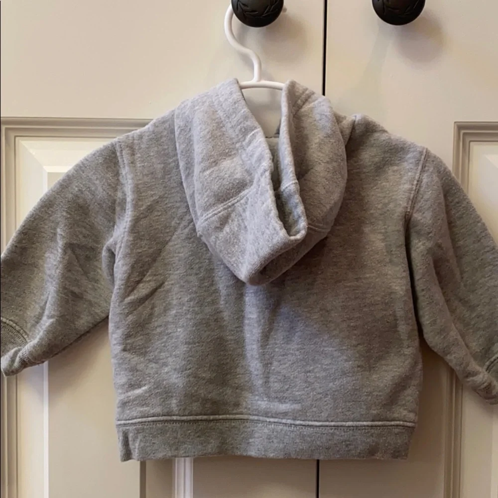 Carters Hooded boys sweatshirt 9-12 months.  Gray.